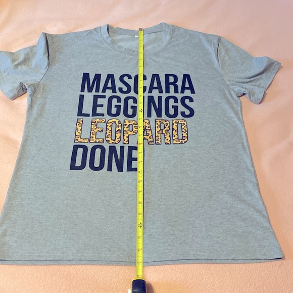 Leopard T-shirt _ Large - Picture 5 of 5